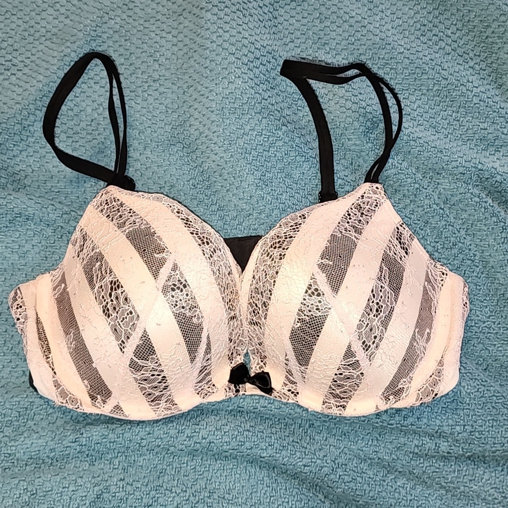 Vict secret very sexy push up